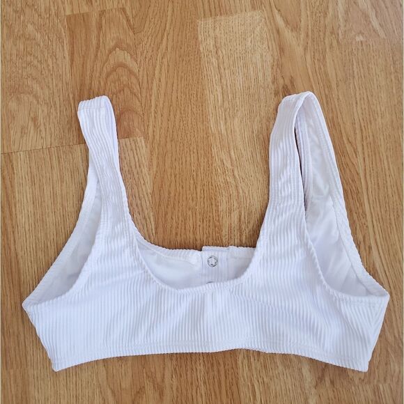 Topshop Ribbed Tank Bikini Top size 2 in White - Picture 6 of 9